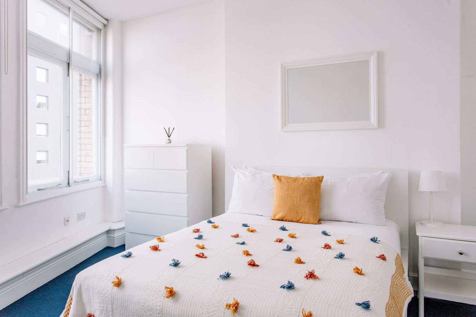 Apartments Are Located In The Heart Of Shoreditch London Exteriör bild